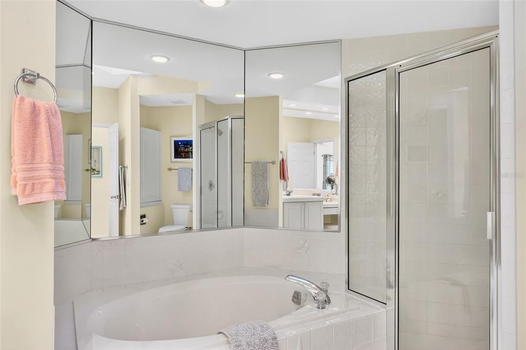 En Venta: $1,995,000 (3 camas, 3 baños, 2094 Pies cuadrados)