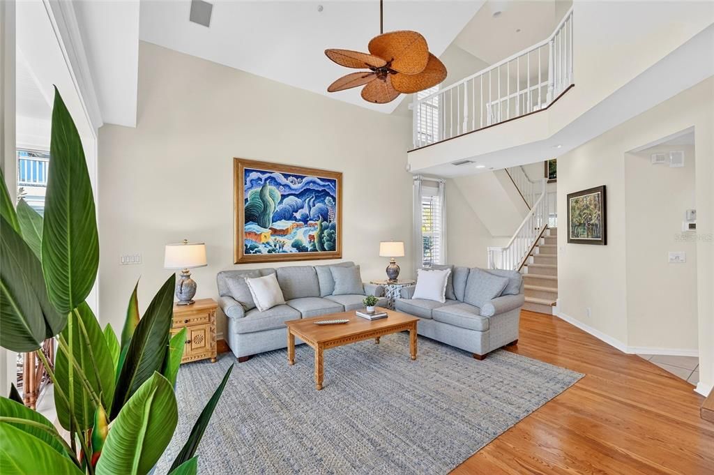 En Venta: $1,995,000 (3 camas, 3 baños, 2094 Pies cuadrados)