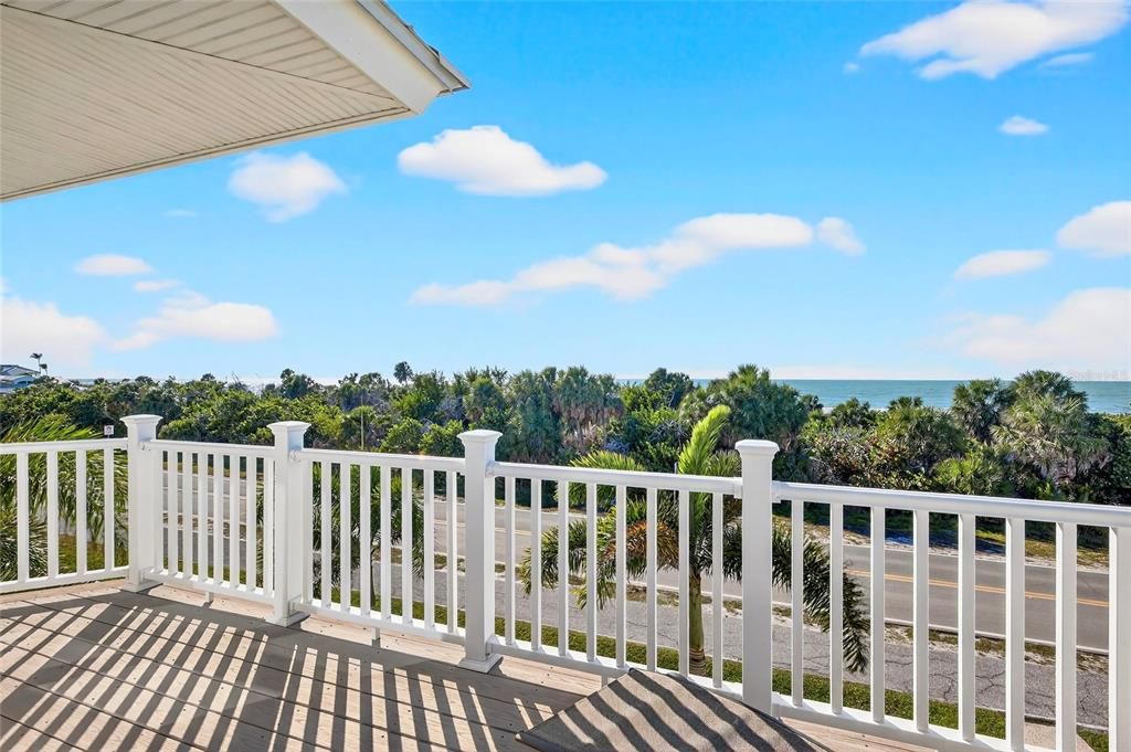 En Venta: $1,995,000 (3 camas, 3 baños, 2094 Pies cuadrados)
