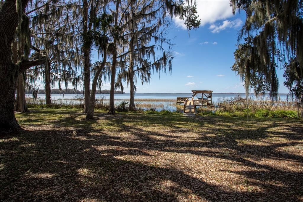 En Venta: $979,000 (2.79 acres)