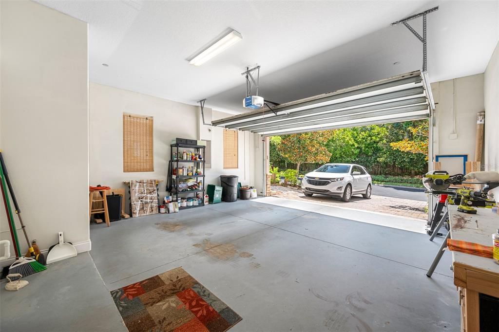 En Venta: $499,900 (3 camas, 2 baños, 2700 Pies cuadrados)