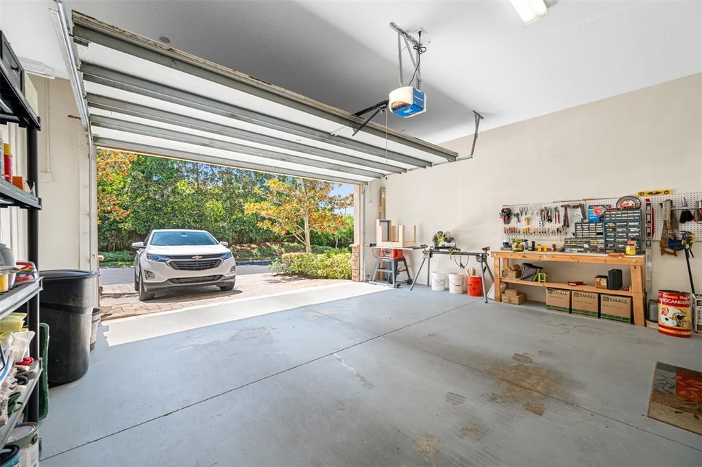 En Venta: $499,900 (3 camas, 2 baños, 2700 Pies cuadrados)