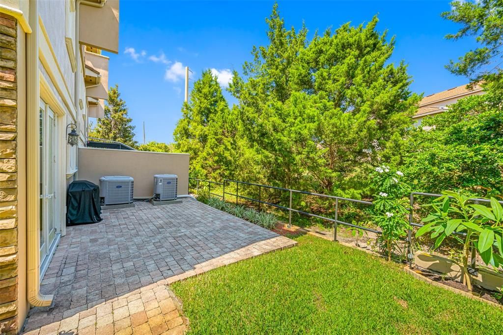 En Venta: $499,900 (3 camas, 2 baños, 2700 Pies cuadrados)