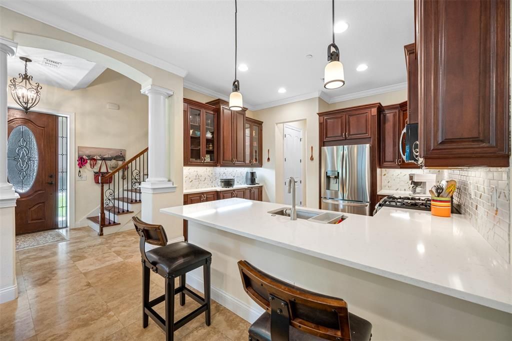 En Venta: $499,900 (3 camas, 2 baños, 2700 Pies cuadrados)