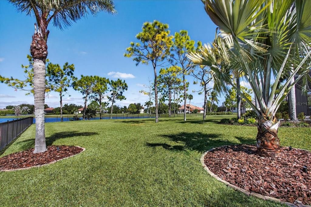For Sale: $1,999,000 (4 beds, 3 baths, 3678 Square Feet)