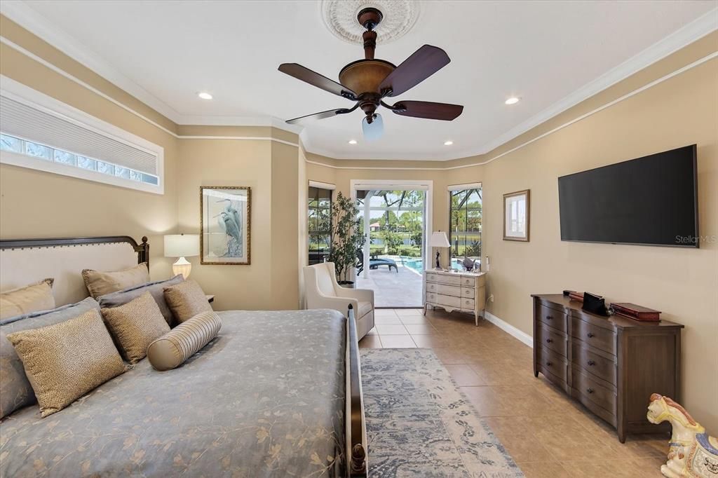 For Sale: $1,999,000 (4 beds, 3 baths, 3678 Square Feet)