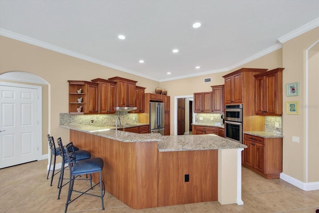 For Sale: $1,999,000 (4 beds, 3 baths, 3678 Square Feet)