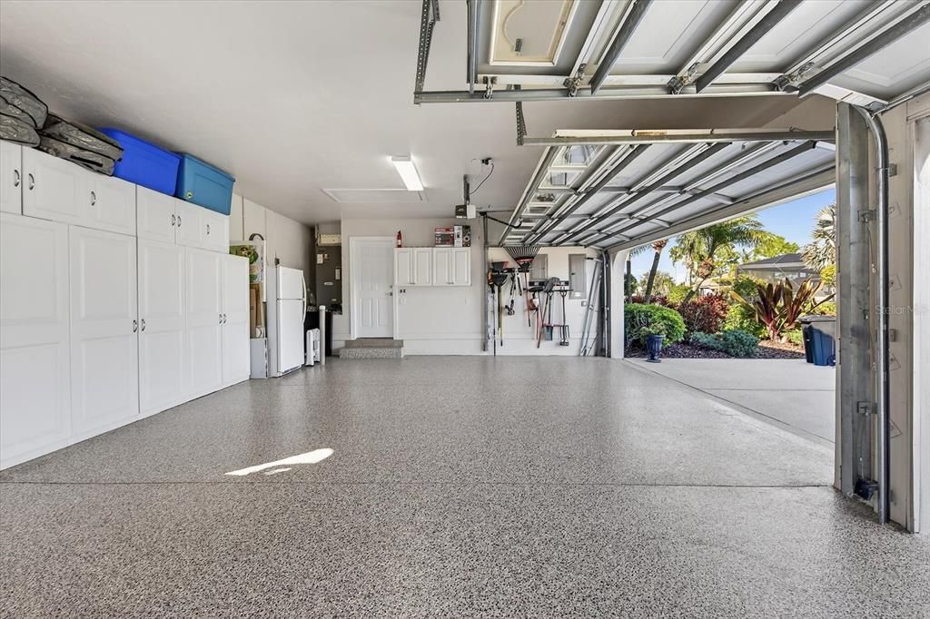 For Sale: $1,999,000 (4 beds, 3 baths, 3678 Square Feet)