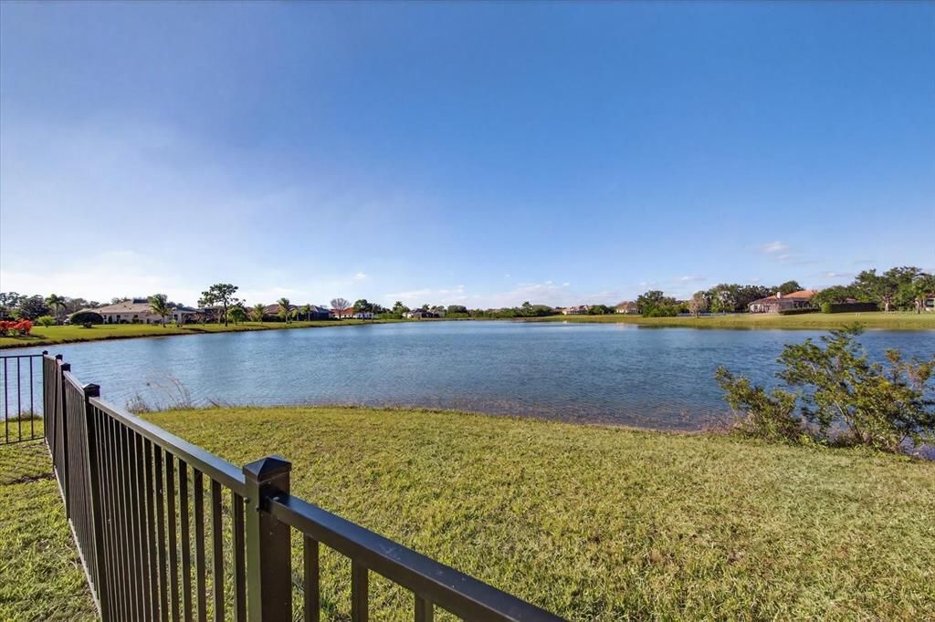 For Sale: $1,999,000 (4 beds, 3 baths, 3678 Square Feet)