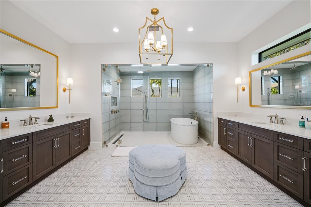 Active With Contract: $4,395,000 (3 beds, 3 baths, 3748 Square Feet)