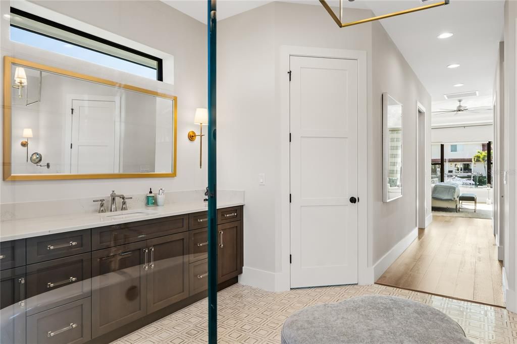 Active With Contract: $4,395,000 (3 beds, 3 baths, 3748 Square Feet)