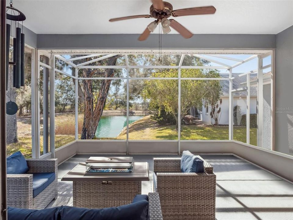 Activo con contrato: $315,000 (3 camas, 2 baños, 1586 Pies cuadrados)