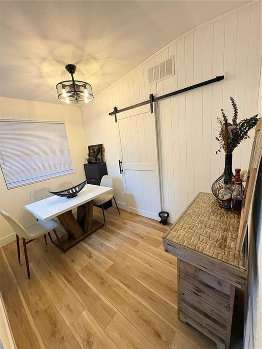 En Venta: $344,900 (3 camas, 1 baños, 1115 Pies cuadrados)