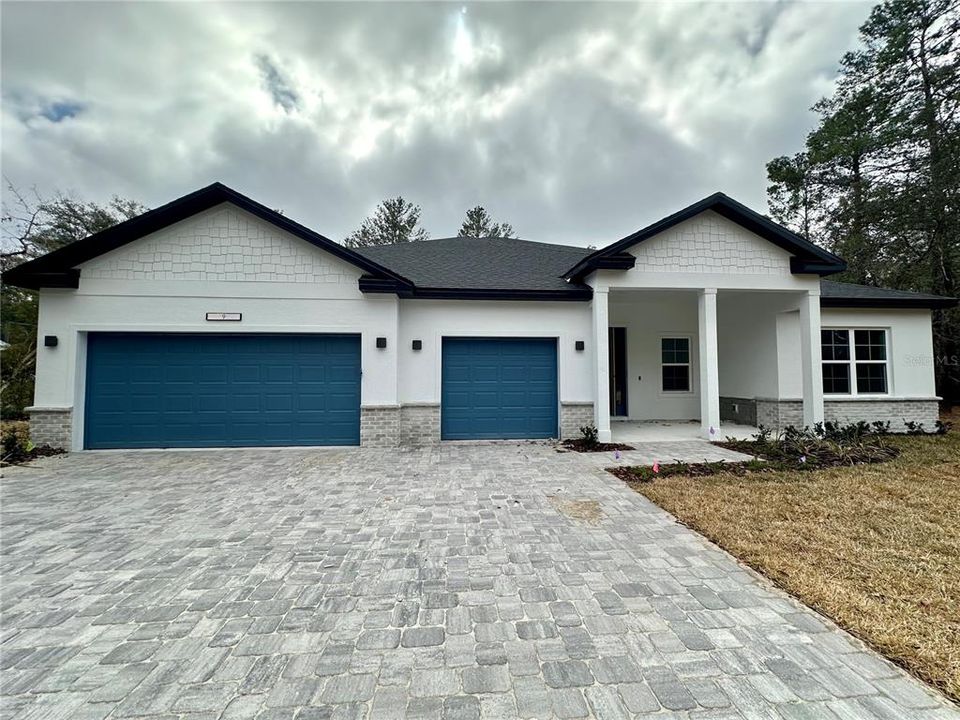 Recently Rented: $2,200 (4 beds, 3 baths, 2478 Square Feet)