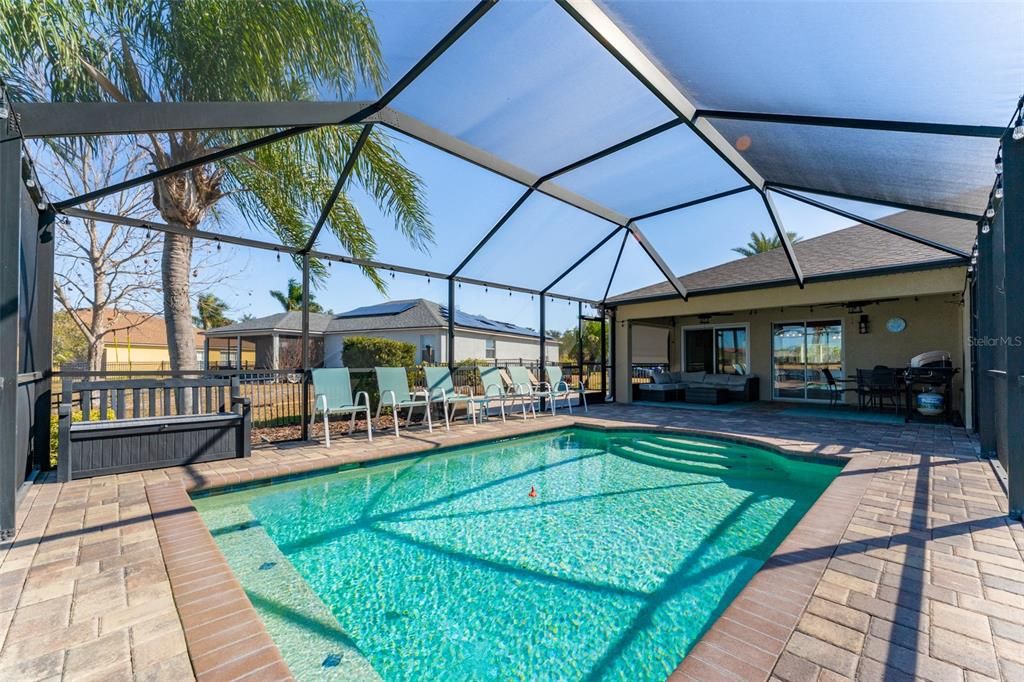 For Sale: $615,000 (4 beds, 2 baths, 2603 Square Feet)
