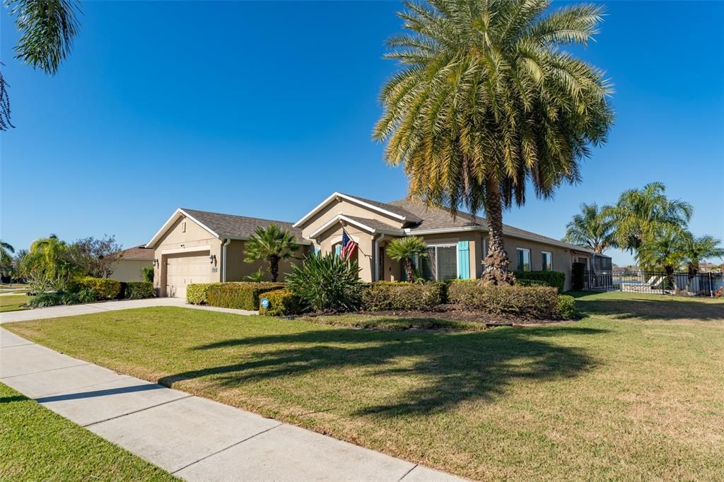 For Sale: $615,000 (4 beds, 2 baths, 2603 Square Feet)