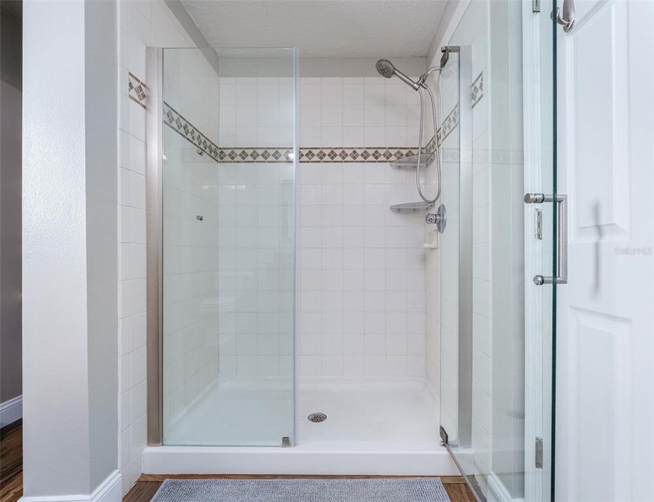 For Sale: $615,000 (4 beds, 2 baths, 2603 Square Feet)