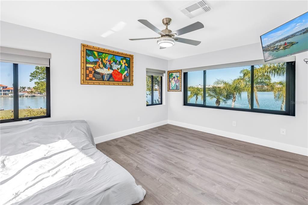 For Sale: $2,950,000 (4 beds, 4 baths, 3614 Square Feet)
