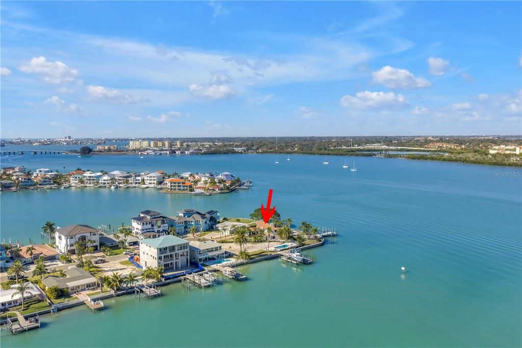 For Sale: $2,950,000 (4 beds, 4 baths, 3614 Square Feet)