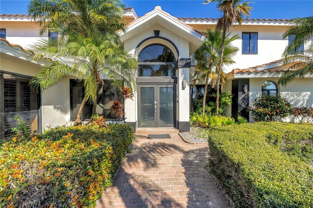For Sale: $2,950,000 (4 beds, 4 baths, 3614 Square Feet)