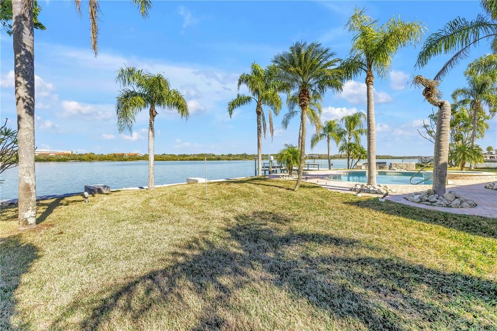 For Sale: $2,950,000 (4 beds, 4 baths, 3614 Square Feet)