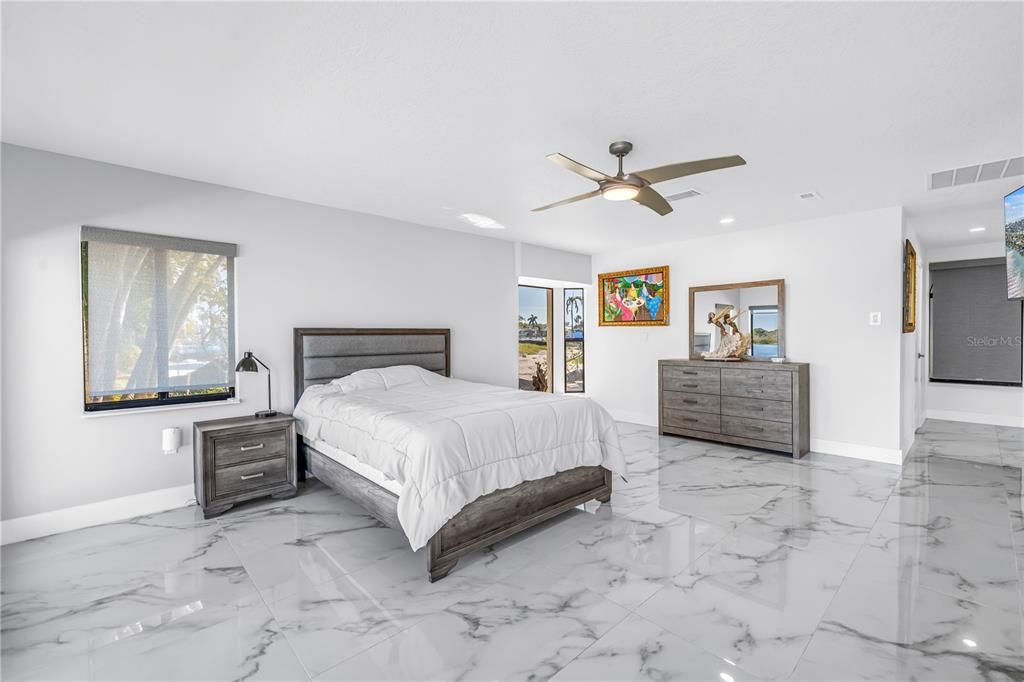 For Sale: $2,950,000 (4 beds, 4 baths, 3614 Square Feet)