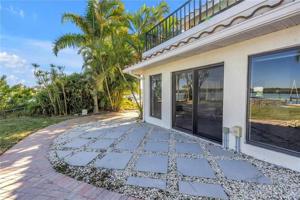 For Sale: $2,950,000 (4 beds, 4 baths, 3614 Square Feet)