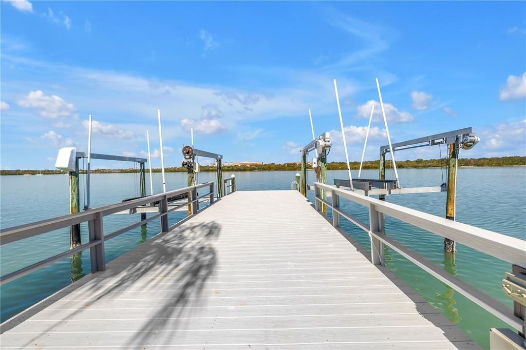 For Sale: $2,950,000 (4 beds, 4 baths, 3614 Square Feet)