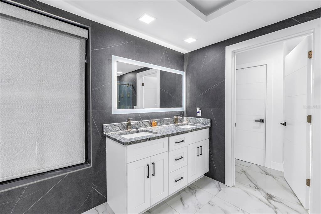 For Sale: $2,950,000 (4 beds, 4 baths, 3614 Square Feet)