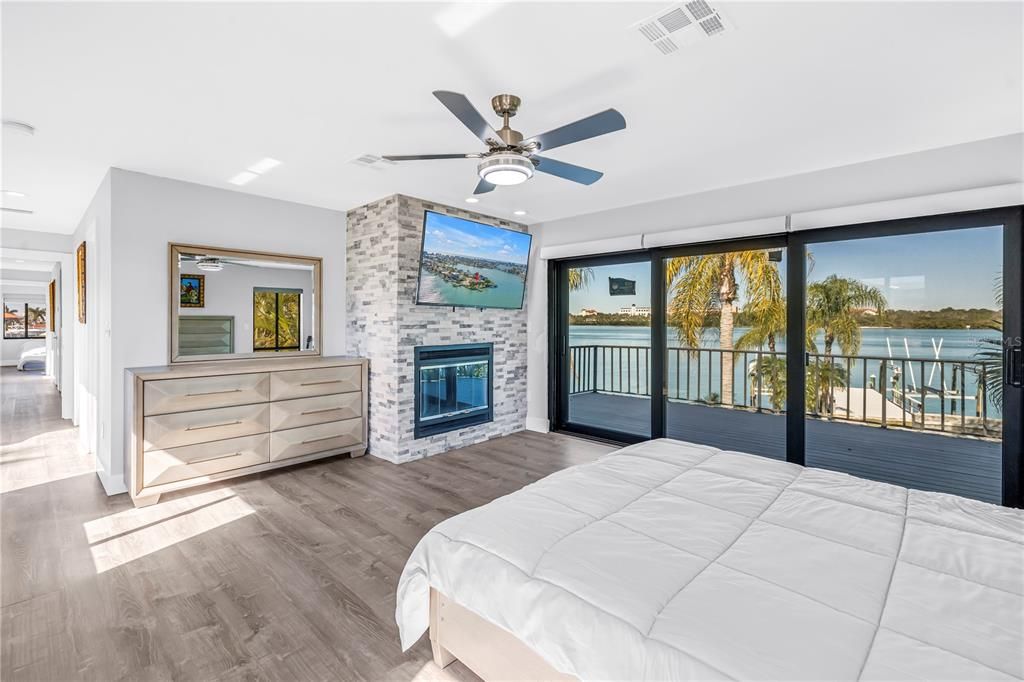 For Sale: $2,950,000 (4 beds, 4 baths, 3614 Square Feet)