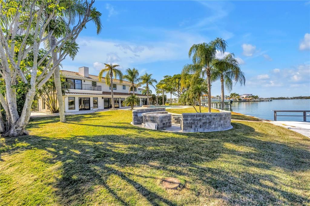 For Sale: $2,950,000 (4 beds, 4 baths, 3614 Square Feet)