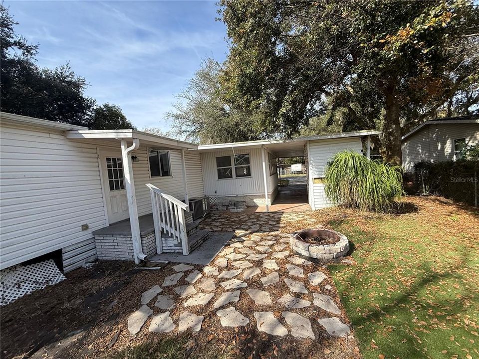 Active With Contract: $175,000 (3 beds, 2 baths, 1728 Square Feet)