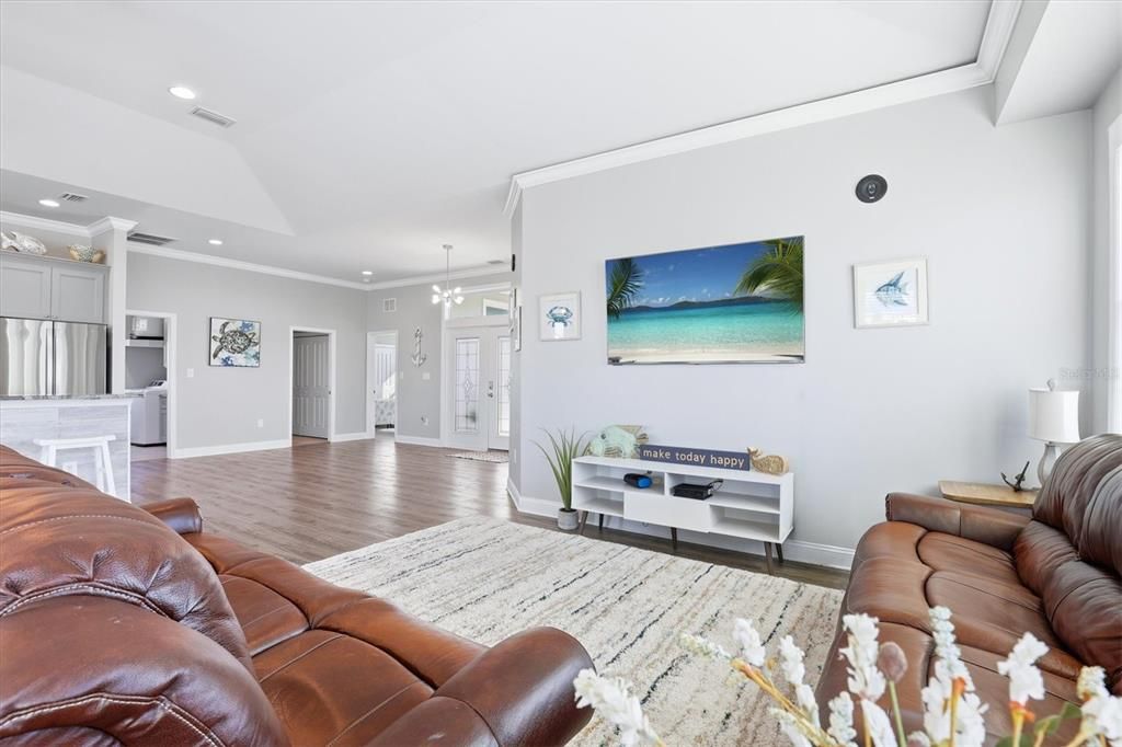 En Venta: $1,275,000 (3 camas, 2 baños, 1973 Pies cuadrados)
