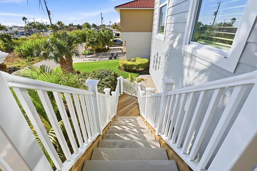 En Venta: $1,275,000 (3 camas, 2 baños, 1973 Pies cuadrados)