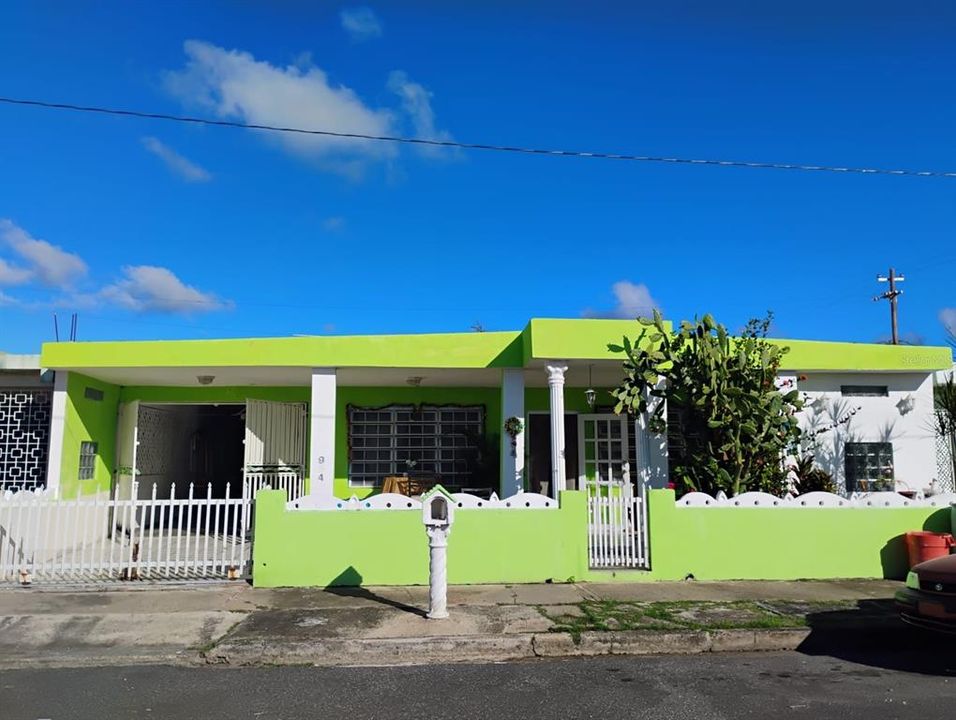 Active With Contract: $185,000 (3 beds, 2 baths, 1200 Square Feet)