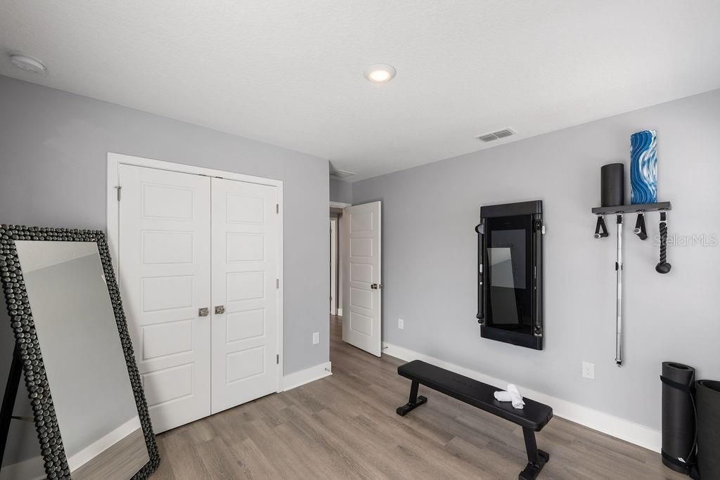 For Sale: $915,000 (5 beds, 3 baths, 2327 Square Feet)