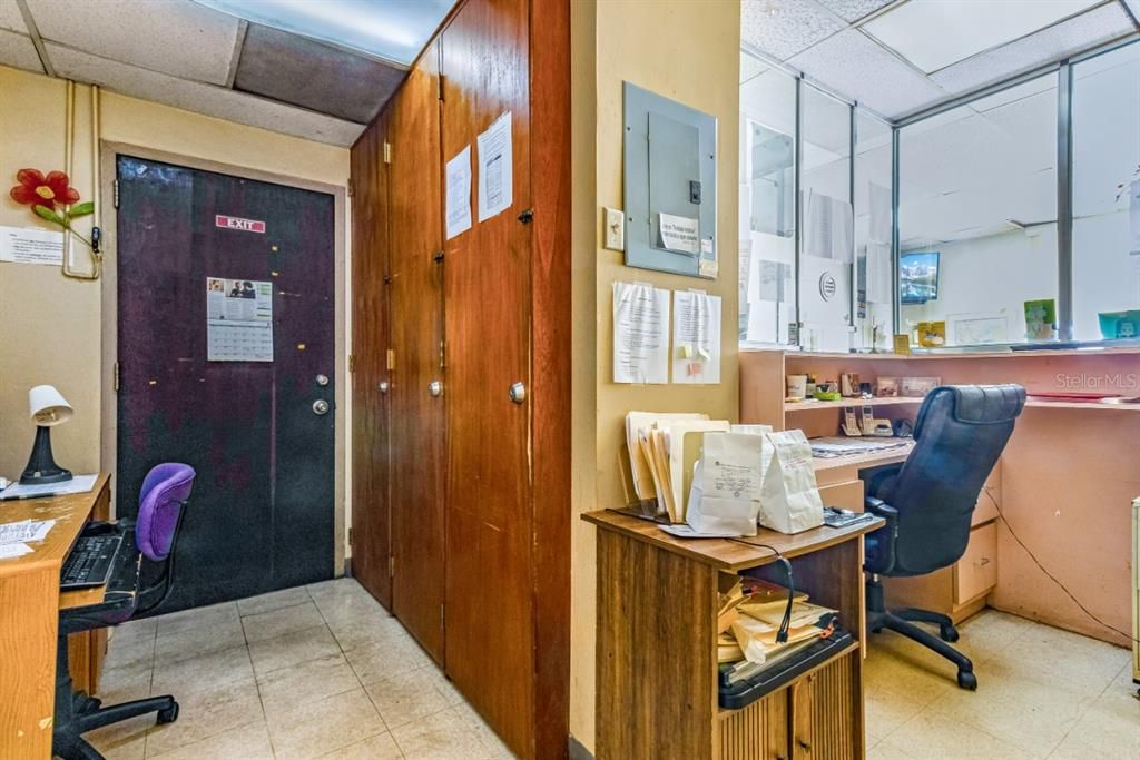 En Venta: $250,000 (0 camas, 0 baños, 1044 Pies cuadrados)