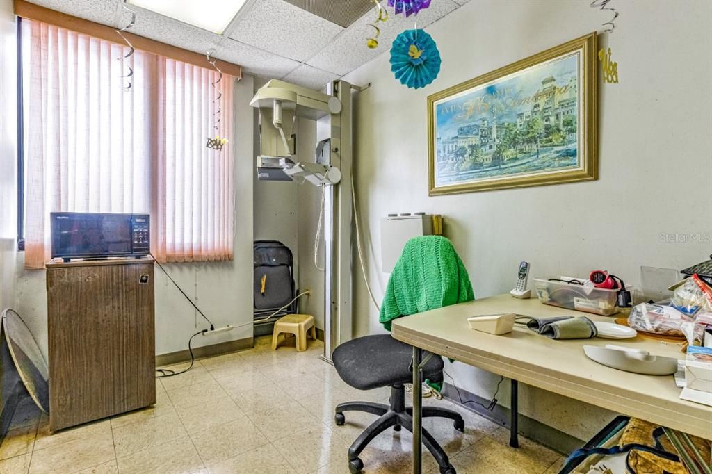 En Venta: $250,000 (0 camas, 0 baños, 1044 Pies cuadrados)