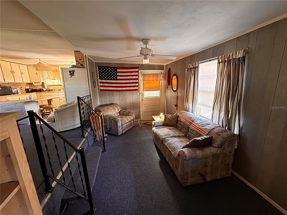 На продажу: $59,500 (2 спален, 1 ванн, 564 Квадратных фут)