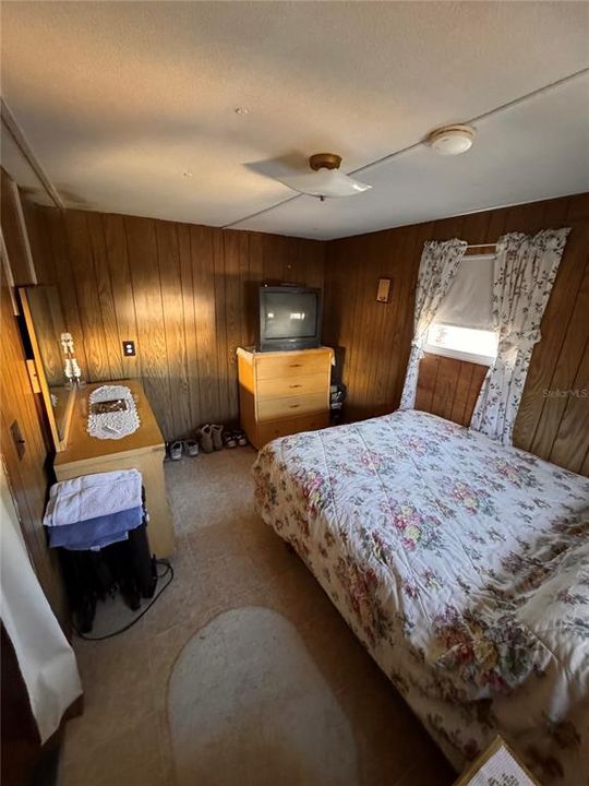 На продажу: $59,500 (2 спален, 1 ванн, 564 Квадратных фут)