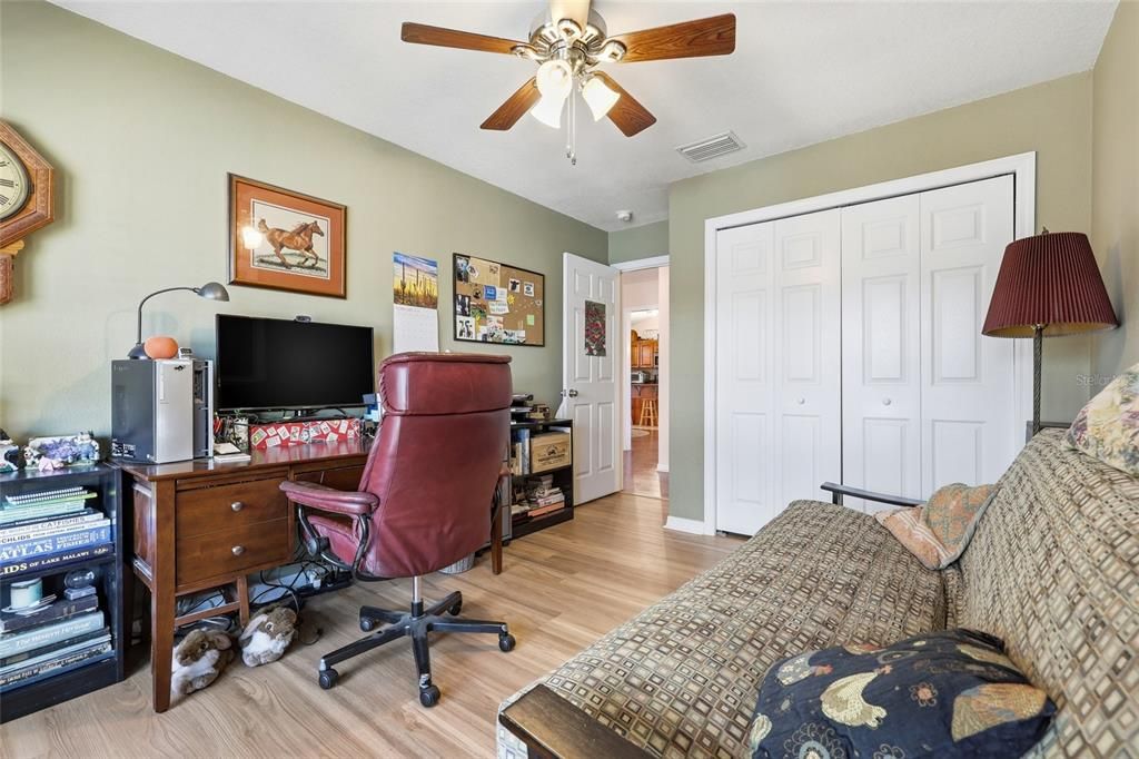 For Sale: $659,000 (4 beds, 3 baths, 2594 Square Feet)