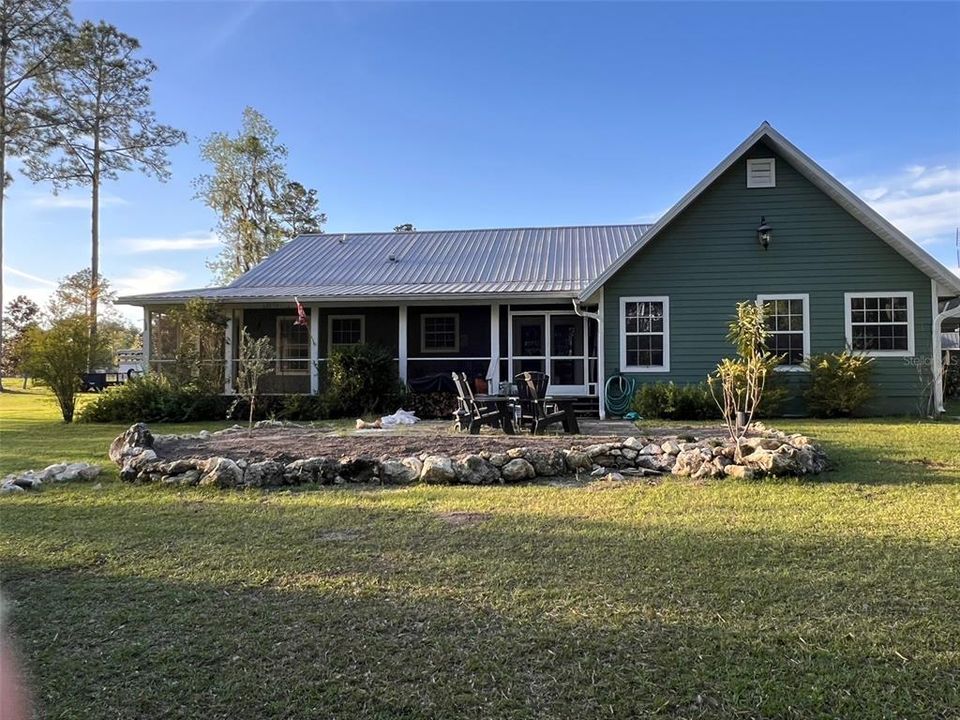For Sale: $659,000 (4 beds, 3 baths, 2594 Square Feet)