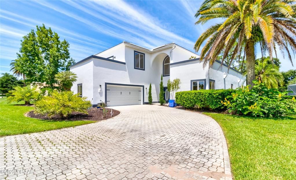 En Venta: $849,900 (3 camas, 3 baños, 3596 Pies cuadrados)