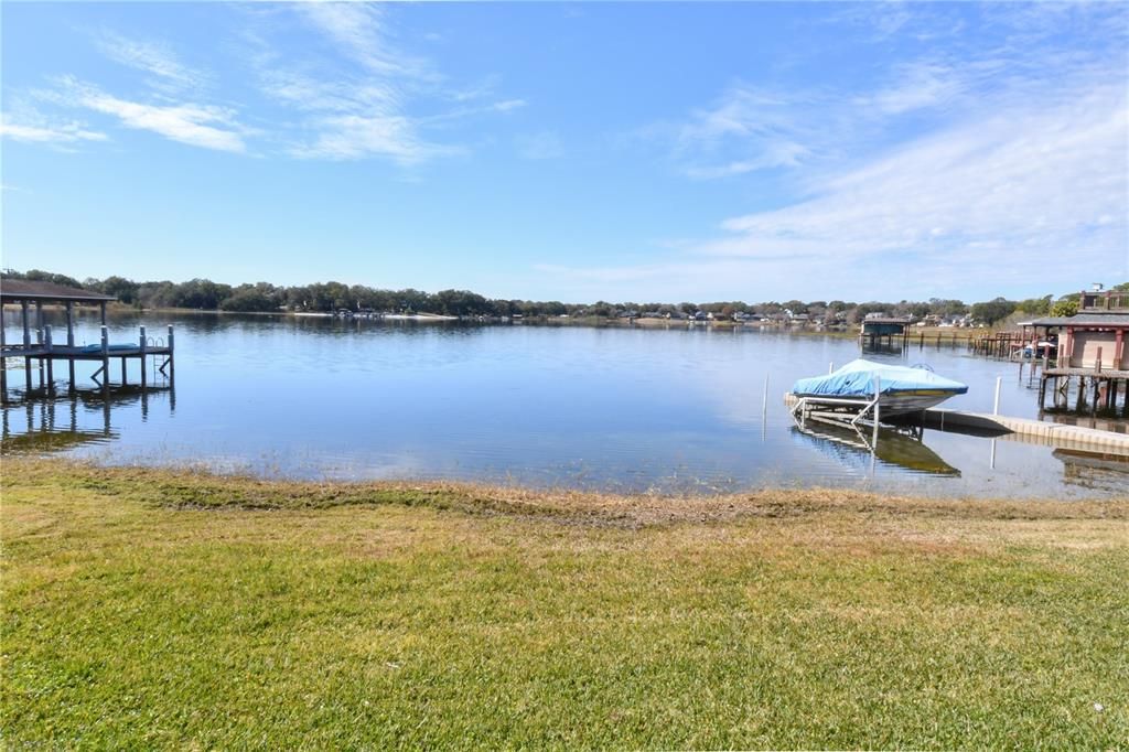 En Venta: $718,000 (4 camas, 3 baños, 2763 Pies cuadrados)