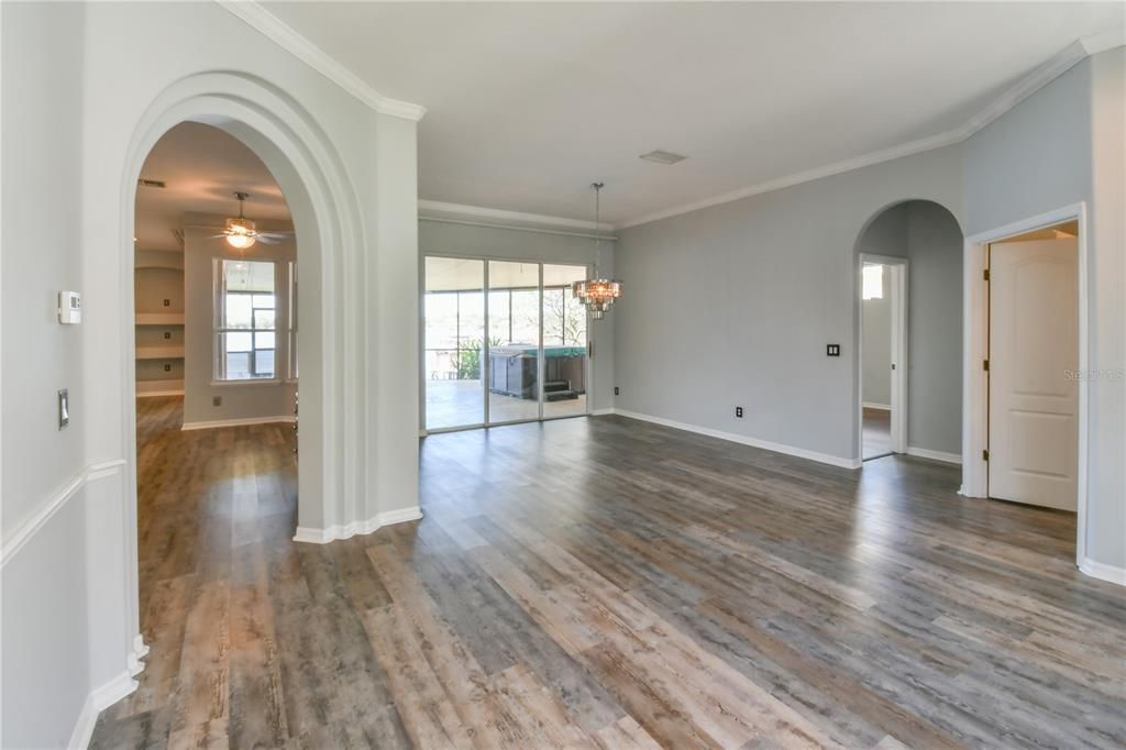 En Venta: $718,000 (4 camas, 3 baños, 2763 Pies cuadrados)