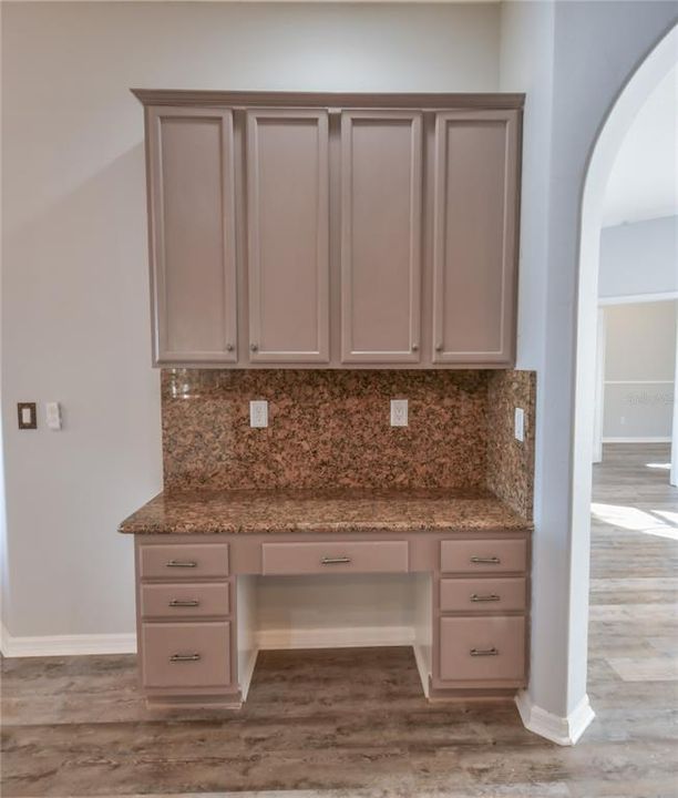 En Venta: $718,000 (4 camas, 3 baños, 2763 Pies cuadrados)