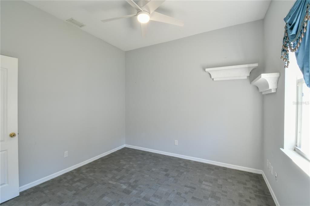 En Venta: $718,000 (4 camas, 3 baños, 2763 Pies cuadrados)