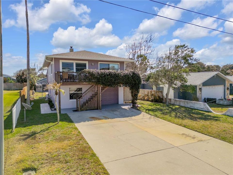 For Sale: $1,100,000 (4 beds, 3 baths, 1970 Square Feet)