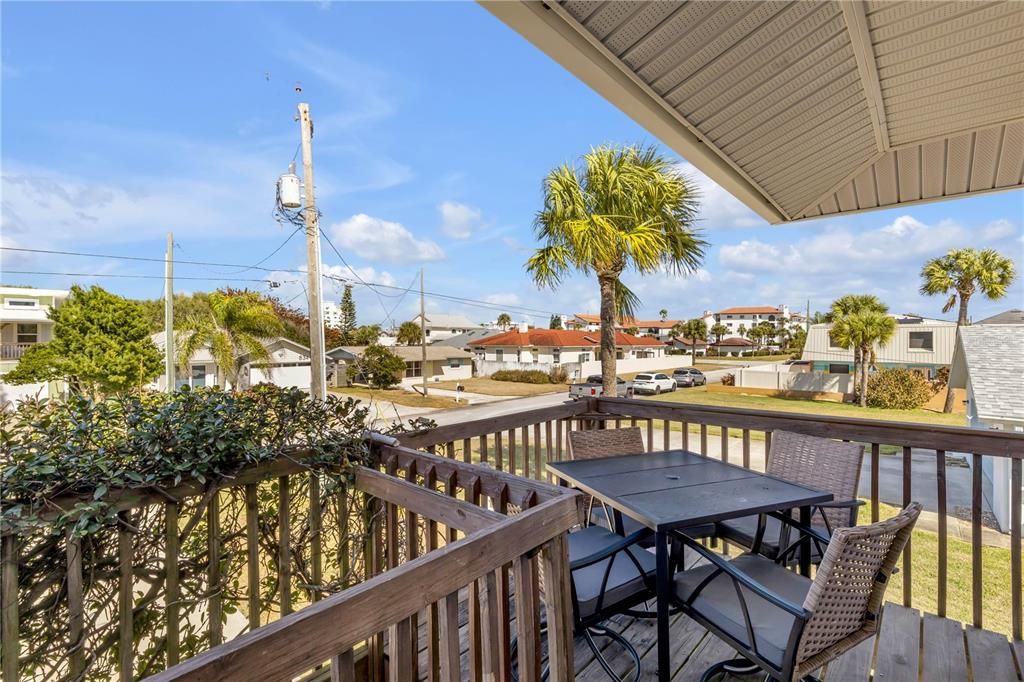 For Sale: $1,100,000 (4 beds, 3 baths, 1970 Square Feet)