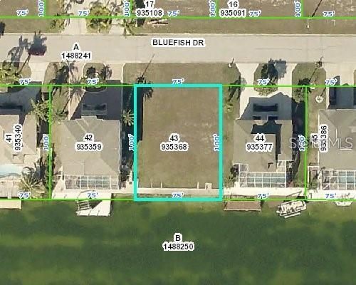 En Venta: $69,900 (0.17 acres)